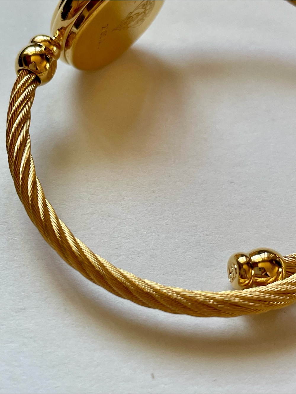 Gucci Gold-Tone Bangle Watch with Black Dial - Picture 13 of 17